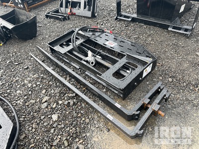 2025 GIYI GY D-CYHC 1500 mm Skid Steer Forks (Unused)