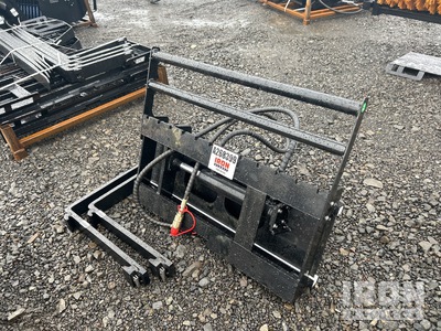 2025 GIYI GY-CYHC 760 mm Mini Skid Steer Forks (Unused)