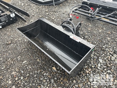 2025 GIYI GY-D3T 800 in Hydraulic Tilting Excavator Bucket - Fits 3 ton (Unused)