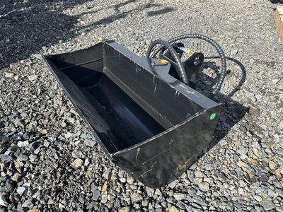 2025 GIYI GY-D3T 810 mm Hydraulic Tilting Excavator Bucket - Fits 3 ton (Unused)