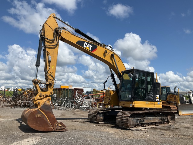 2020 Caterpillar 325FLCR