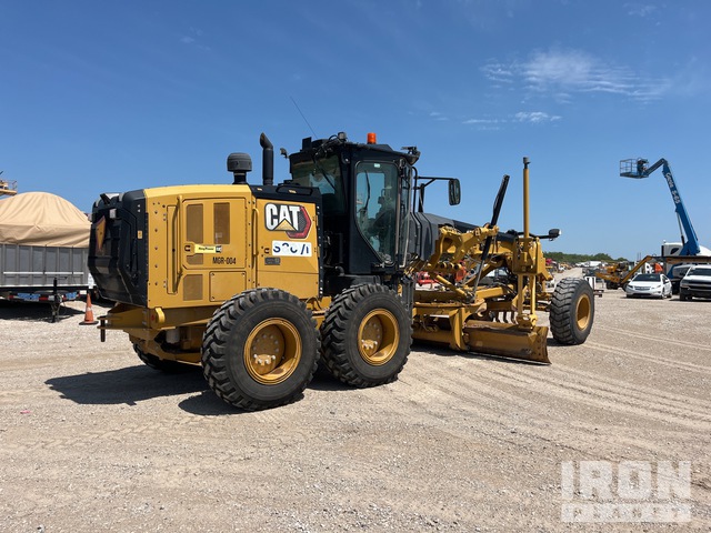 MOTOCONFORMADORA CATERPILLAR 150 2020