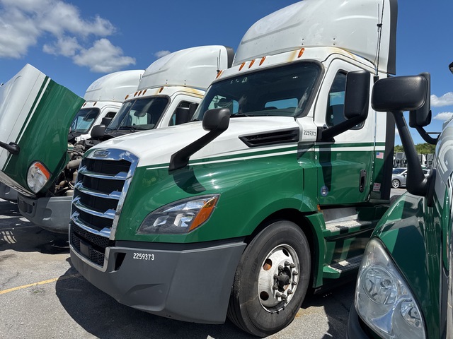 2019 Freightliner Cascadia 126 4x2 S/A Day Cab Truck Tractor (Inoperable)