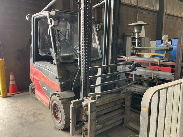 2020 Linde E45P/600H 5000 lb Electric Forklift (Inoperable)