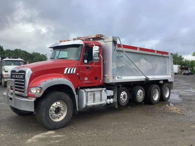 2018 Mack GU713 10x4 Quad/A Dump Truck