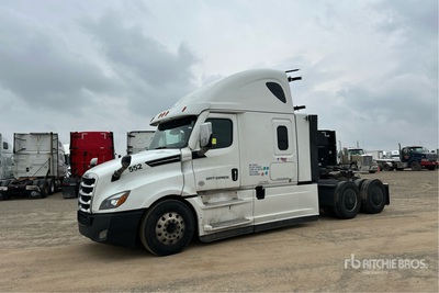2023 Freightliner Cascadia 126 6x4 T/A Sleeper Truck Tractor