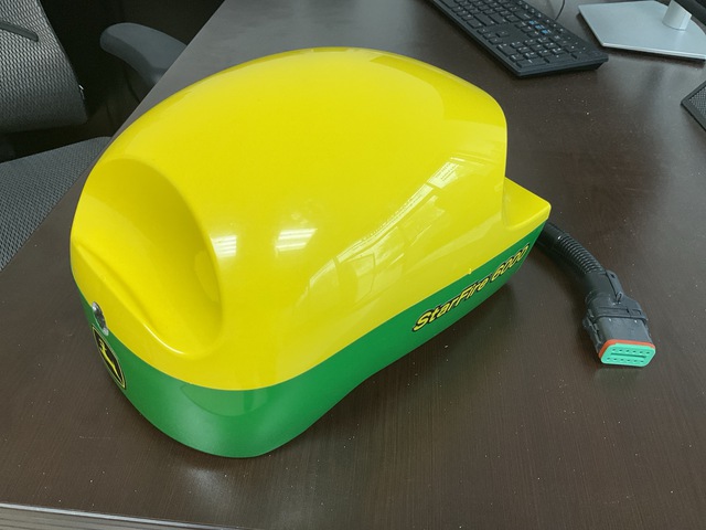 John Deere Star Fire 6000 GPS Receiver (Unused) John Deere Star Fire 6000 GPS Receiver (Unused)