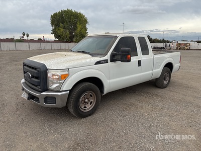 2016 Ford F-350 4x2 Extended Cab Pickup