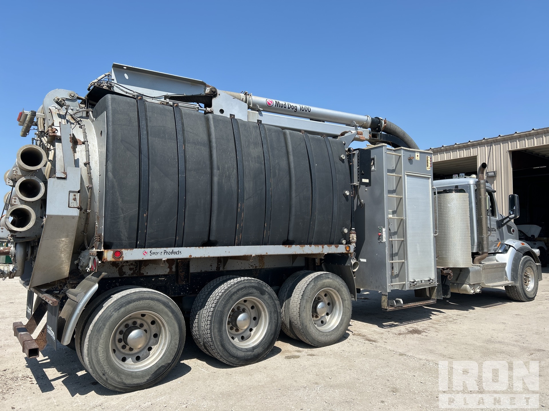 Mud Dog 1600 on 2014 Peterbilt 567 8x6 Vacuum Excavator Truck in
