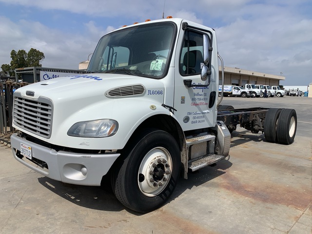 2018 Freightliner M2 106 4x2 Cab and Chassis