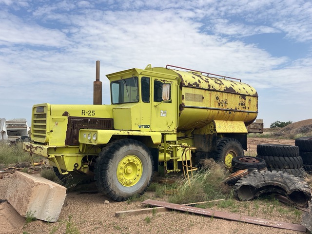 Euclid 215F.D. 4x4 Water Truck