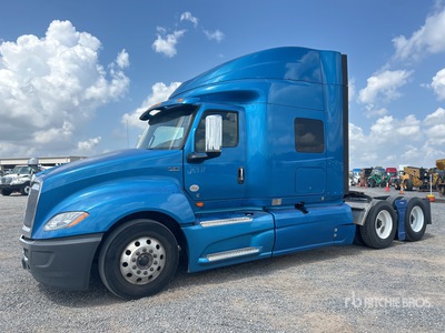 2019 International LT625 6x2 Cabina con cuccetta per trattore stradale