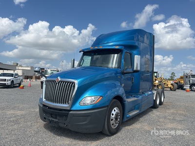 2019 International LT625 6x2 T/A Sleeper Truck Tractor