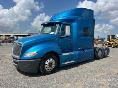 2020 International LT625 6x2 T/A Sleeper Truck Tractor