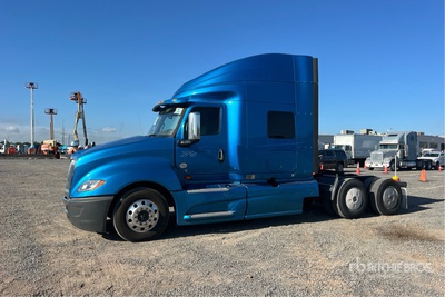 2020 6x2 Sleeper Prime Mover