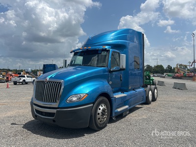 2020 International LT625 6x2 Sleeper Prime Mover