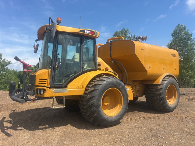 2019 Hydrema 912HM 2500 gal 4x4 Water Wagon 2019 Hydrema 912HM 2500 gal 4x4 Water Wagon