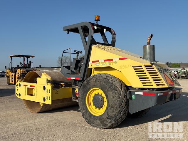 Wisconsin Compactor 2001 Bomag BW213DH-3 Smooth Drum Compactor in Greenville, Wisconsin ...