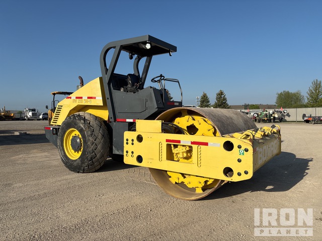 Wisconsin Compactor 2001 Bomag BW213DH-3 Smooth Drum Compactor in Greenville, Wisconsin ...