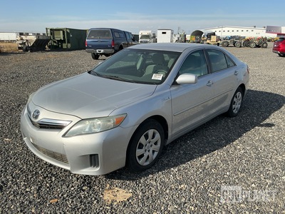 2011 Toyota Camry Hybrid Sedan