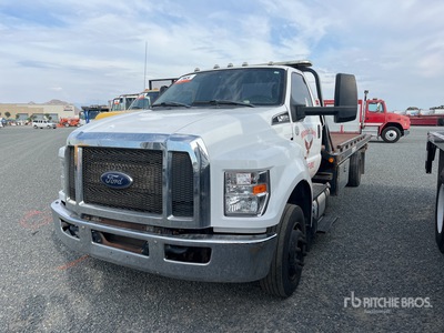2018 Ford F-650 4x2 Rollback Truck