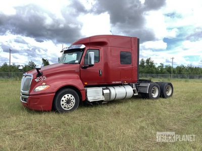 2018 International LT62F 6x4 T/A Sleeper Truck Tractor