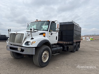 2005 International 7400 6x4 Camion déchiqueteur