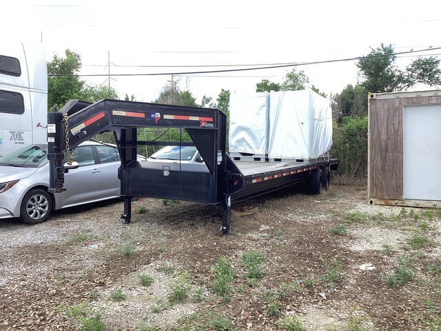 (2) Novel Aire 4800E Dehumidifiers with 2022 DNJ 32 ft Gooseneck Flatbed Trailer (2) Novel Aire 4800E Dehumidifiers with 2022 DNJ 32 ft Gooseneck Flatbed Trailer