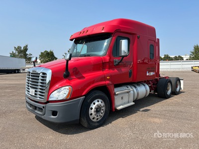 2016 Freightliner Cascadia 125 6x4 トラックトラクター（T/A）