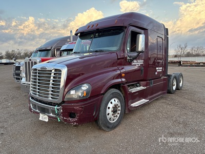 2018 Freightliner Cascadia 125 6x4 トラックトラクター（T/A） (Inoperable)