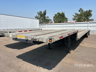 2013 Utility FS2CDHA 53 ft T/A Spread Axle Step Deck Trailer