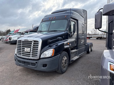 2018 Freightliner Cascadia 125 6x4 トラックトラクター（T/A） (Inoperable)