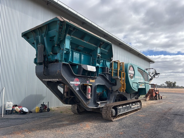 2019 Powerscreen Premiertrak R400X Jaw Crusher