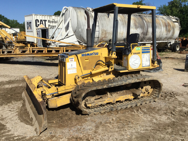 2006 Komatsu D21P-8 Crawler Dozer 2006 Komatsu D21P-8 Crawler Dozer