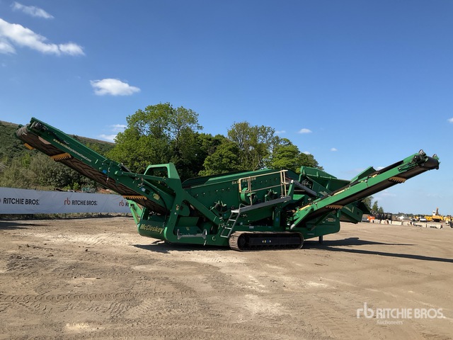 2014 McCloskey R155 Tracked Screen Plant | Ritchie Bros. Auctioneers