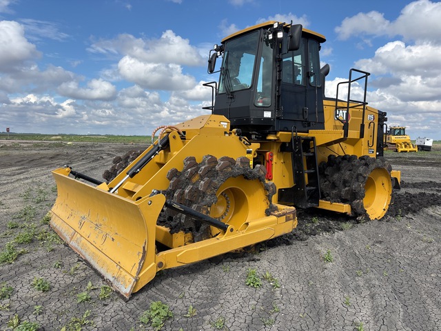 2023 Cat 815 Soil Compactor 2023 Cat 815 Soil Compactor