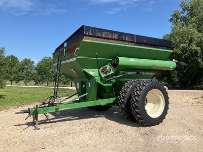 Brent 776 775 bu S/A Grain Cart