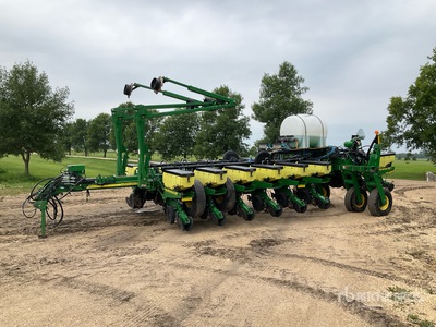 John Deere 1770NT 16 Row No-Till MaxEmerge XP Sembradora de Precisión