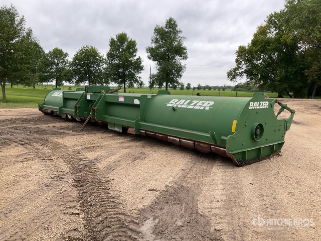 2002 Balzer 2650 26 Ft Shredder | Ritchie Bros. Auctioneers