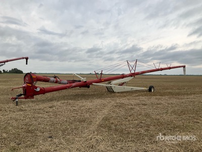 Farm King 1395 13 in x 95 ft Swing Grain Auger