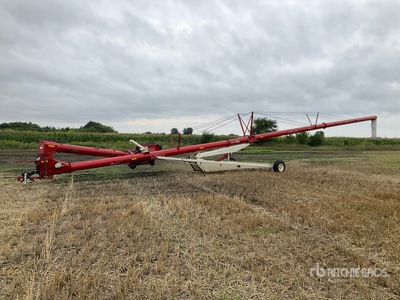 2009 Farm King 1385 13 in x 85 ft Swing Ślimak do ziarna