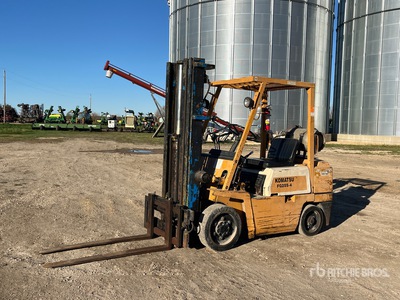 Komatsu FG25S-4 5000 lb Forklift