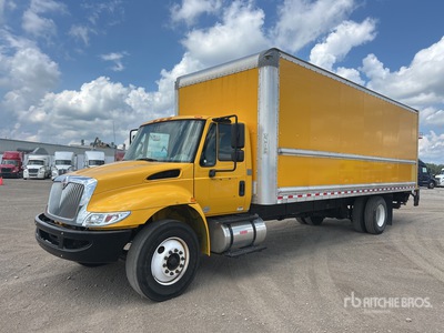 2018 International 4300 4x2 Furgonetka