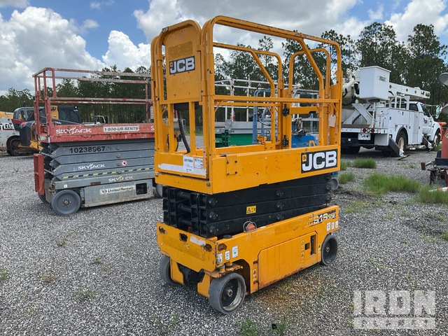 ELEVADOR TIJERA 2018 JCB S1930E