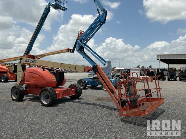 ELEVADOR ARTICULADO 2013 JLG 4WD 600AJ