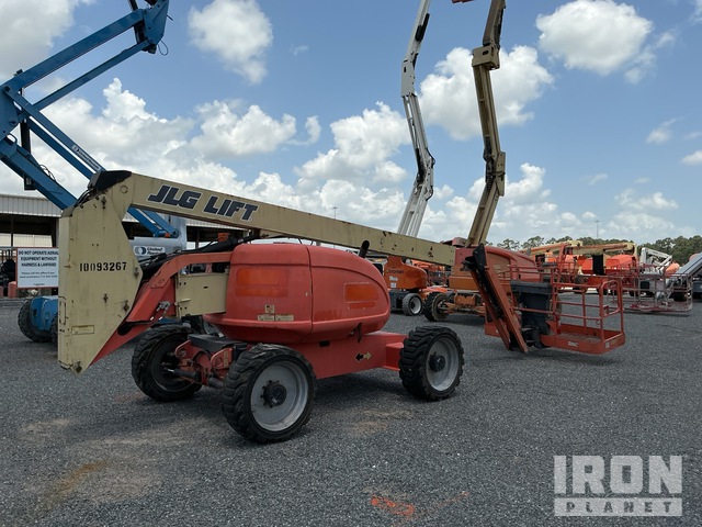 ELEVADOR ARTICULADO 2013 JLG 4WD 600AJ