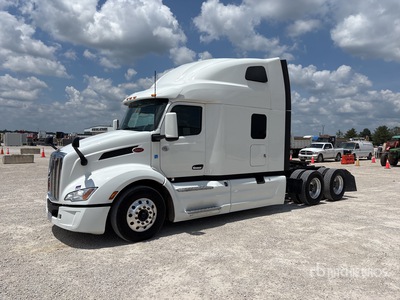 2022 Peterbilt 579 6x4 T/A Sleeper Truck Tractor