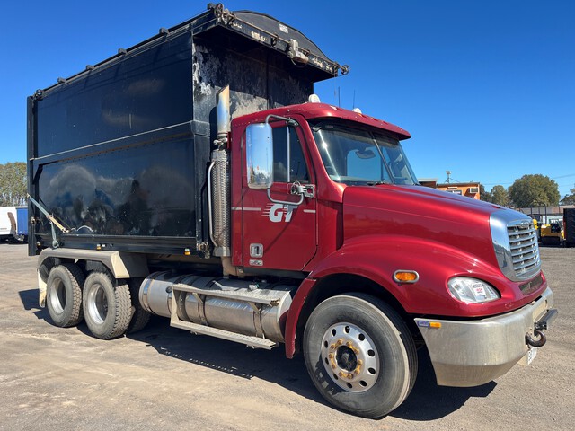 2008 Freightliner Columbia 6x4 Tipper Truck