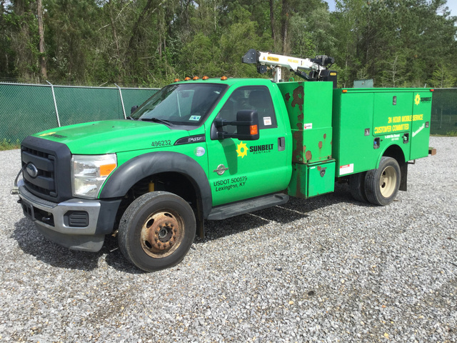 2012 Ford F-450 Super Duty 4x4 Service Truck w/ Crane 2012 Ford F-450 Super Duty 4x4 Service Truck w/ Crane