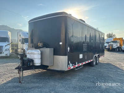 2012 Cargo Mate 24 ft T/A Toy Hauler Remorque fermée